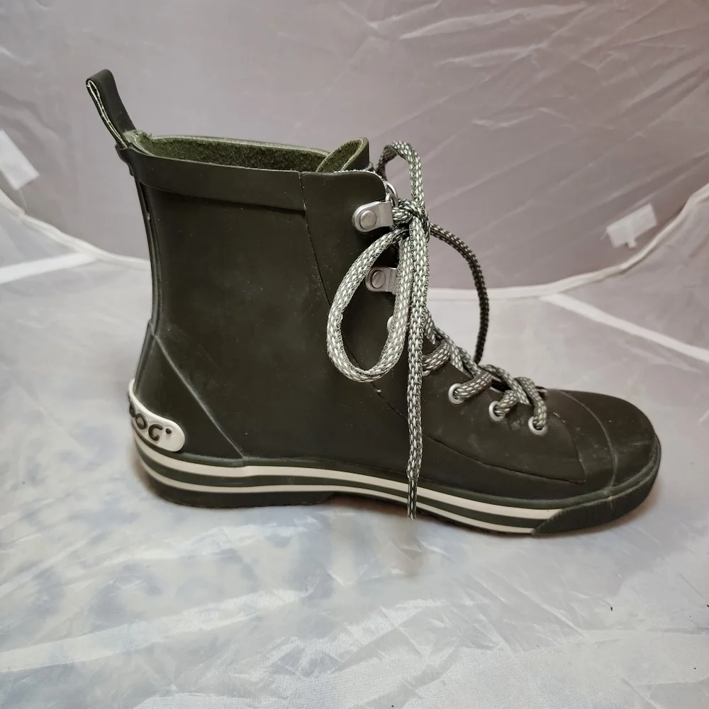 Rocket Dog Olive Green Grey Rubber Lace Up Rain Boots Women's Size 7 All Seasons